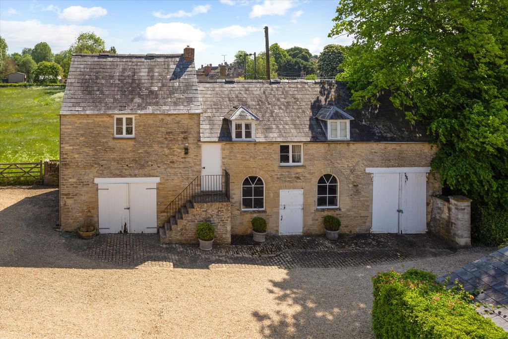 Additional image 17 of 7 bed detached house for salePreston Place, Preston, Cirencester, Gloucestershire GL7