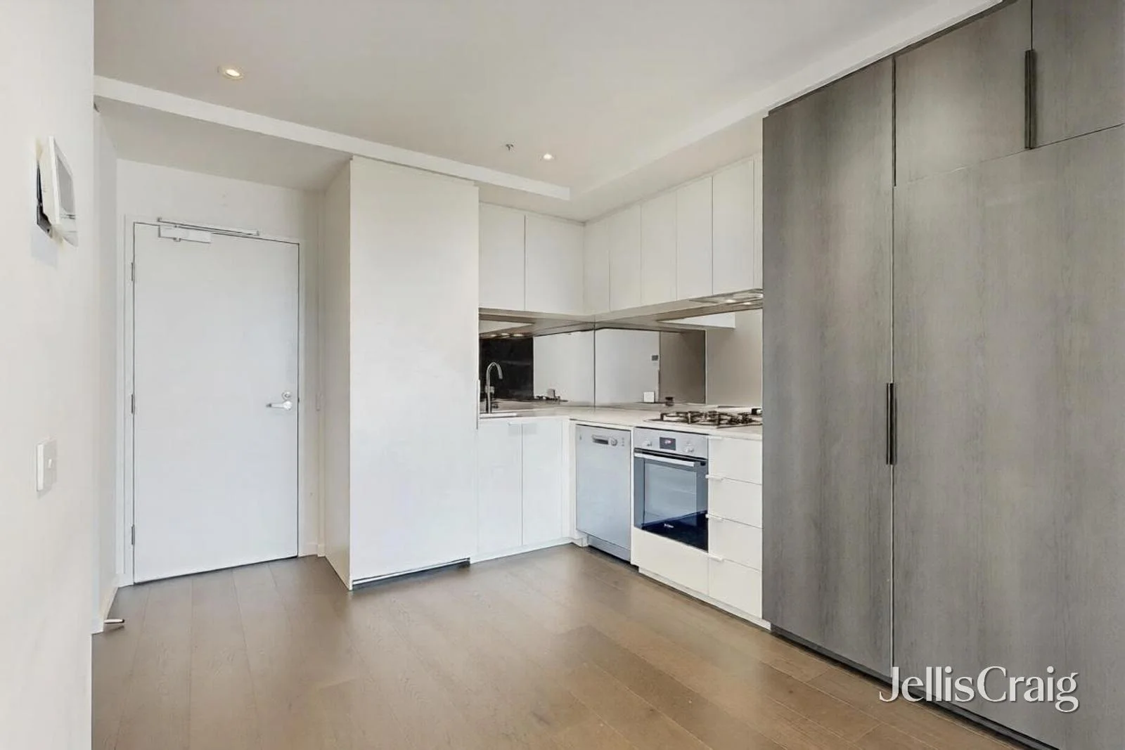 Additional image 3 of 1302/5 Joseph Road, Footscray VIC 3011