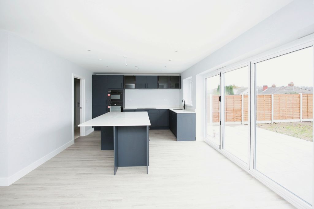 Additional image 2 of 4 bed detached house for saleLibanus Road, Blackwood NP12