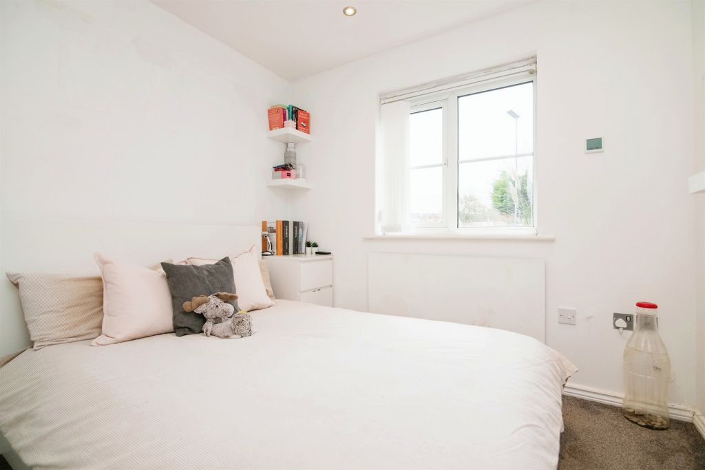Additional image 6 of 2 bed flat for saleSannders Crescent, Tipton DY4
