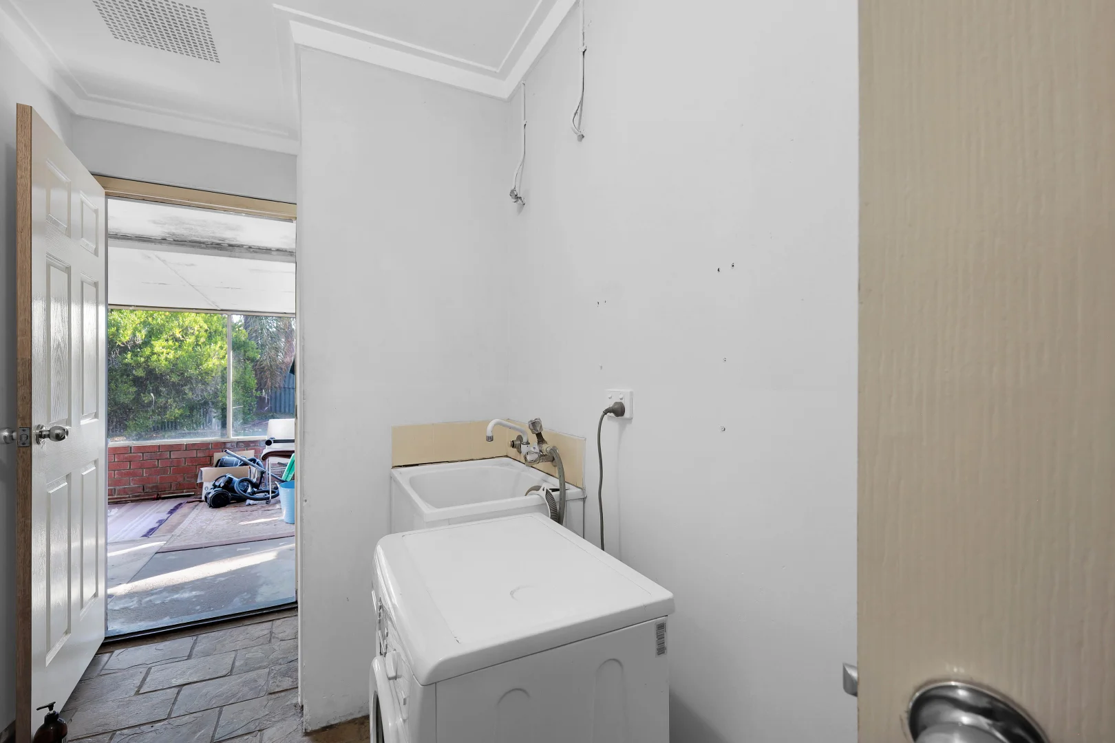 Additional image 13 of 17 Elanora Road, Armadale WA 6112