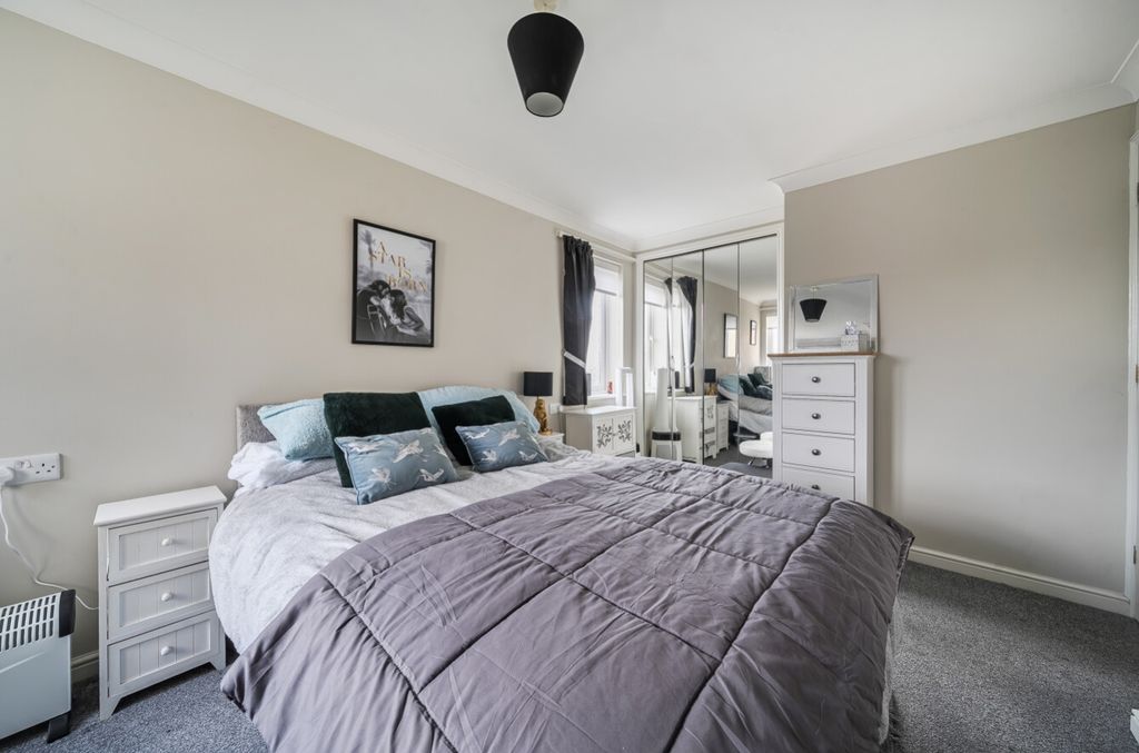 Additional image 8 of 1 bed flat for saleSwallows Court, Pool Close, Spalding, Lincolnshire PE11