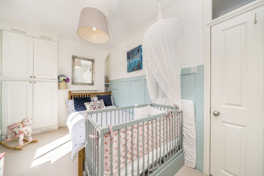 Additional image 7 of 3 bed terraced house for saleBrook Road South, Brentford TW8