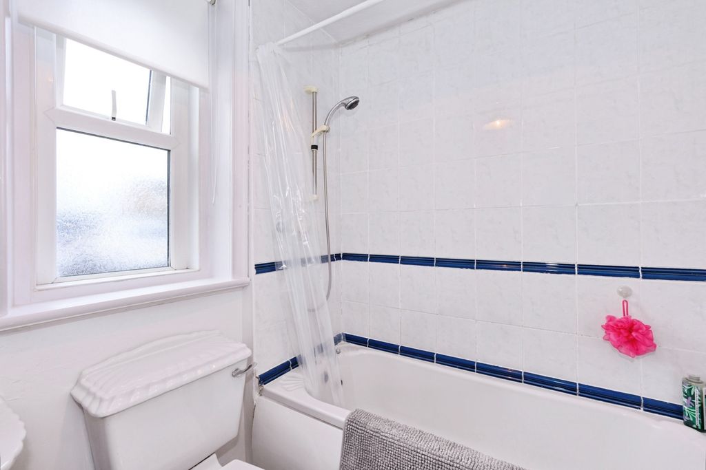 Additional image 9 of 1 bed flat for saleHarraby Grove, Carlisle, Cumbria CA1