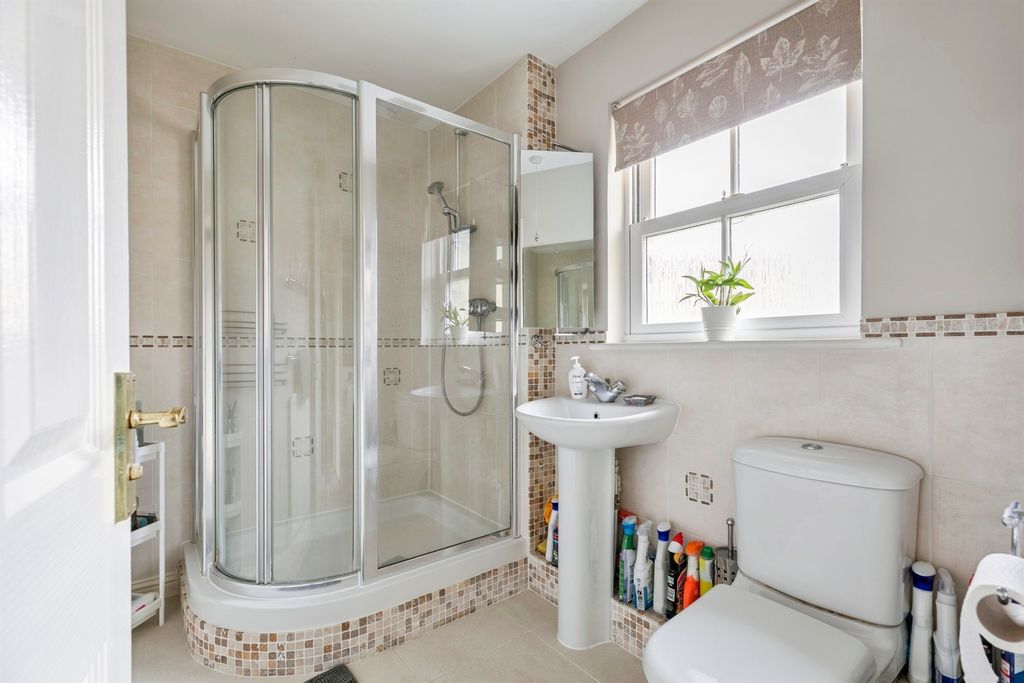 Additional image 9 of 6 bed detached house for saleApley Way, Lower Cambourne, Cambridge CB23