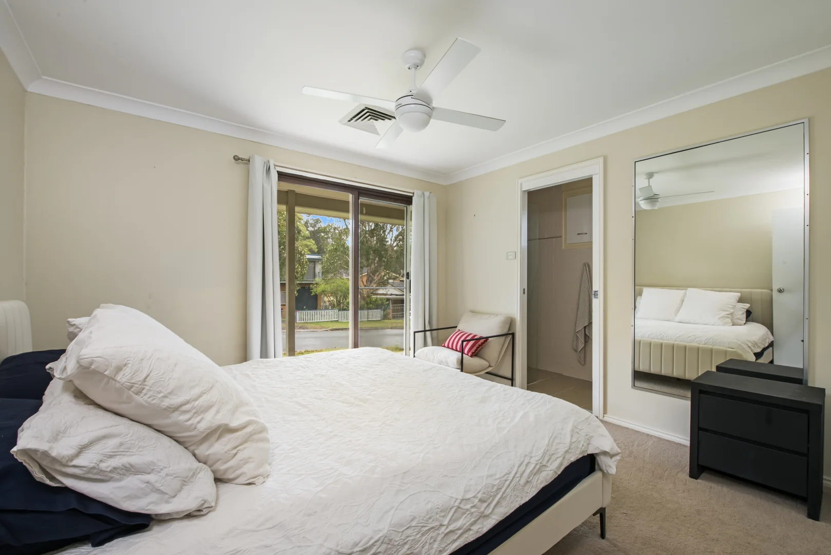 Additional image 8 of 117 Cams Boulevard, Summerland Point NSW 2259