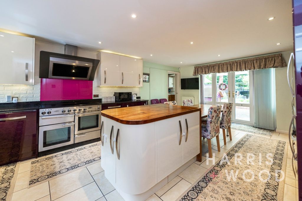 Additional image 6 of 9 bed detached house for saleBroadoaks Crescent, Braintree, Essex CM7