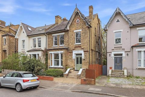 Avington Grove, Penge, London SE20