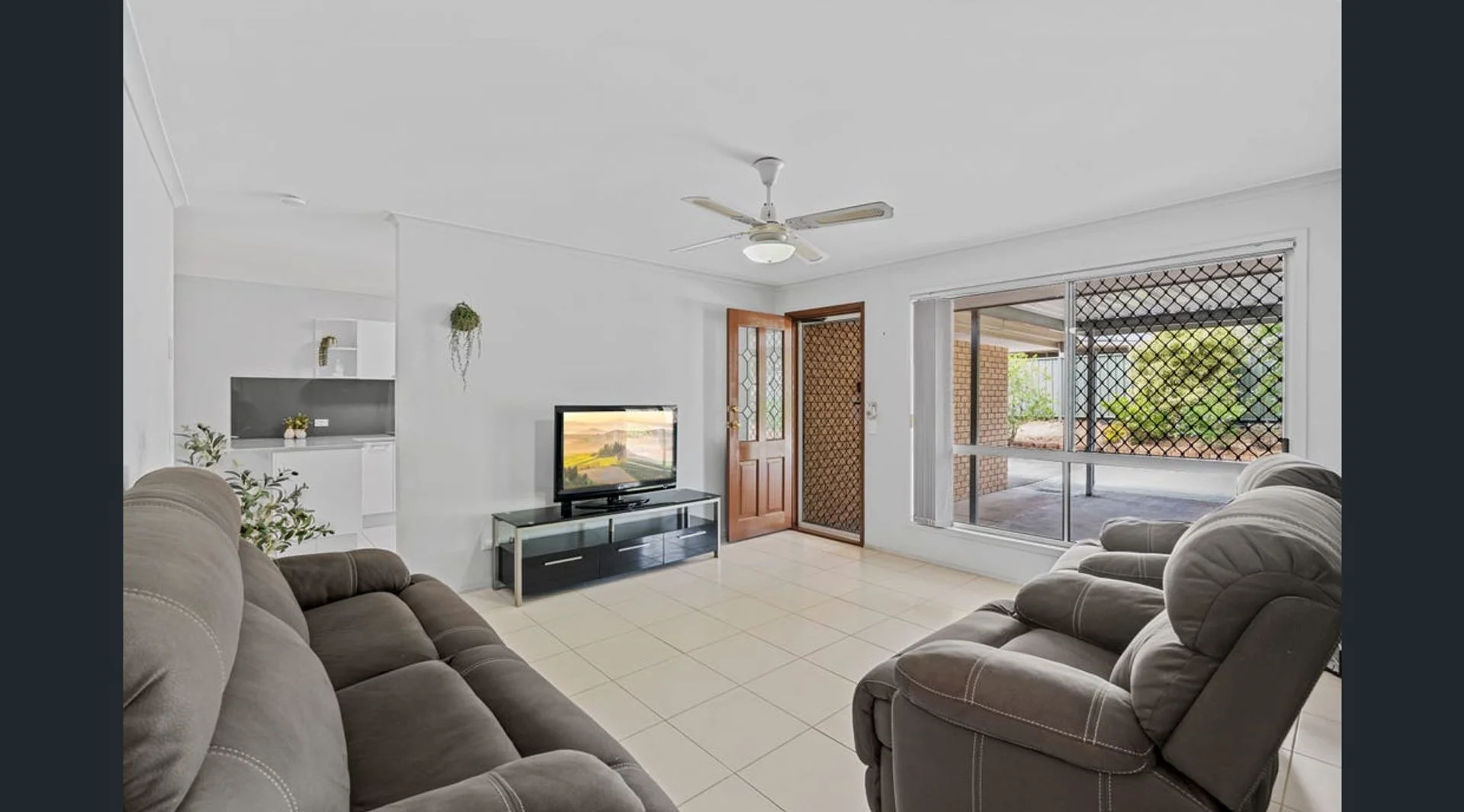 Additional image 4 of 2/12 Goldwyn Way, Oxenford QLD 4210