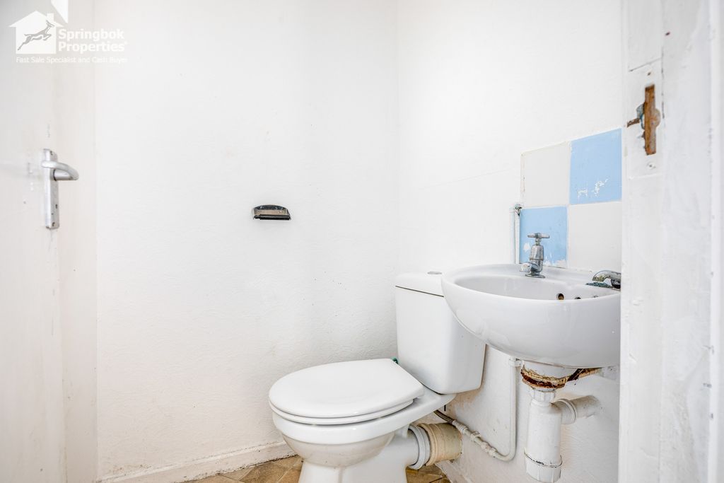 Additional image 6 of 3 bed maisonette for saleBrynrheidol, Llanbadarn Fawr, Aberystwyth, Ceredigion SY23