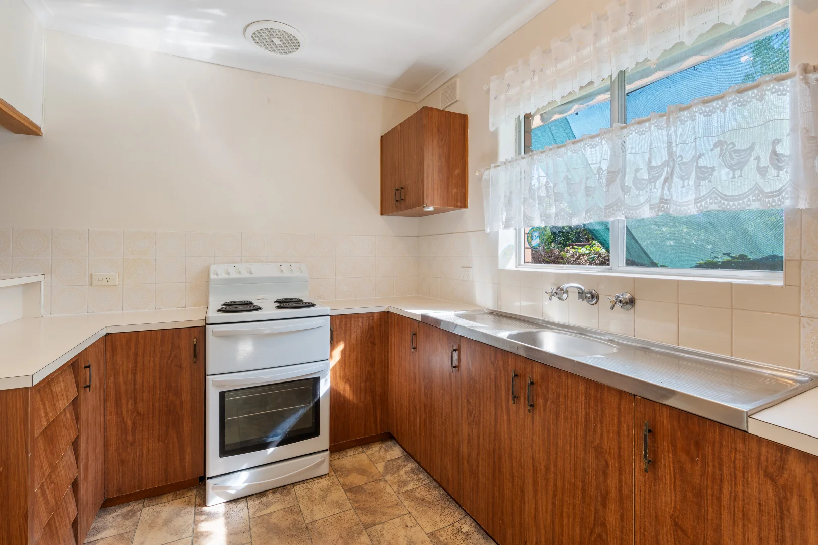 Additional image 5 of 3/19 Desamaurez Street, Kensington Park SA 5068