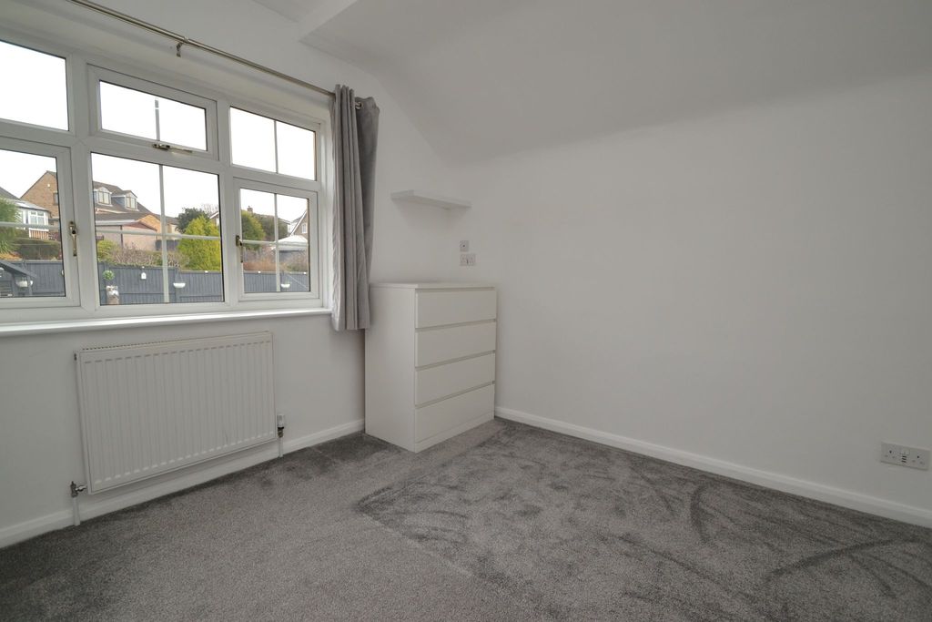 Additional image 15 of 3 bed chalet for saleBrackendale Avenue, Bradford BD10