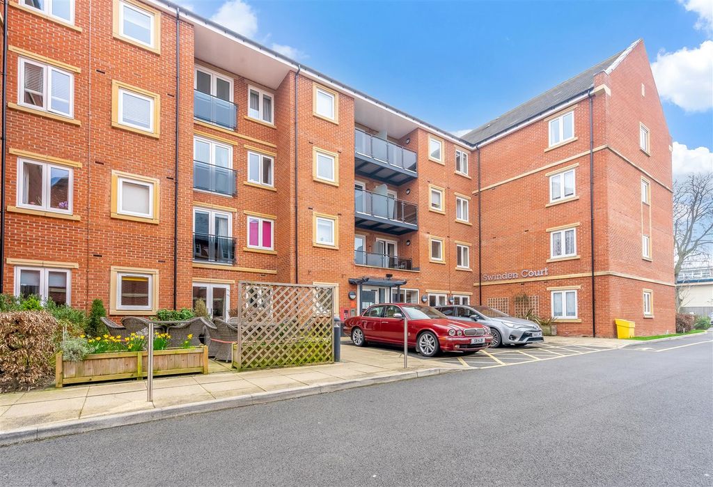 1 bed flat for saleSwinden Court, Trinity Road, Darlington DL3