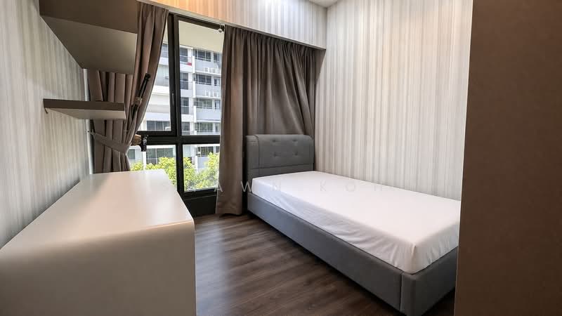 19 Fernvale Close photo 5