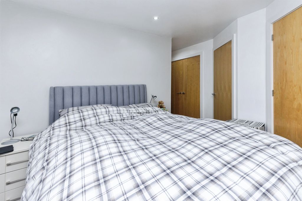 Additional image 11 of 2 bed flat for salePark Road, Elland HX5