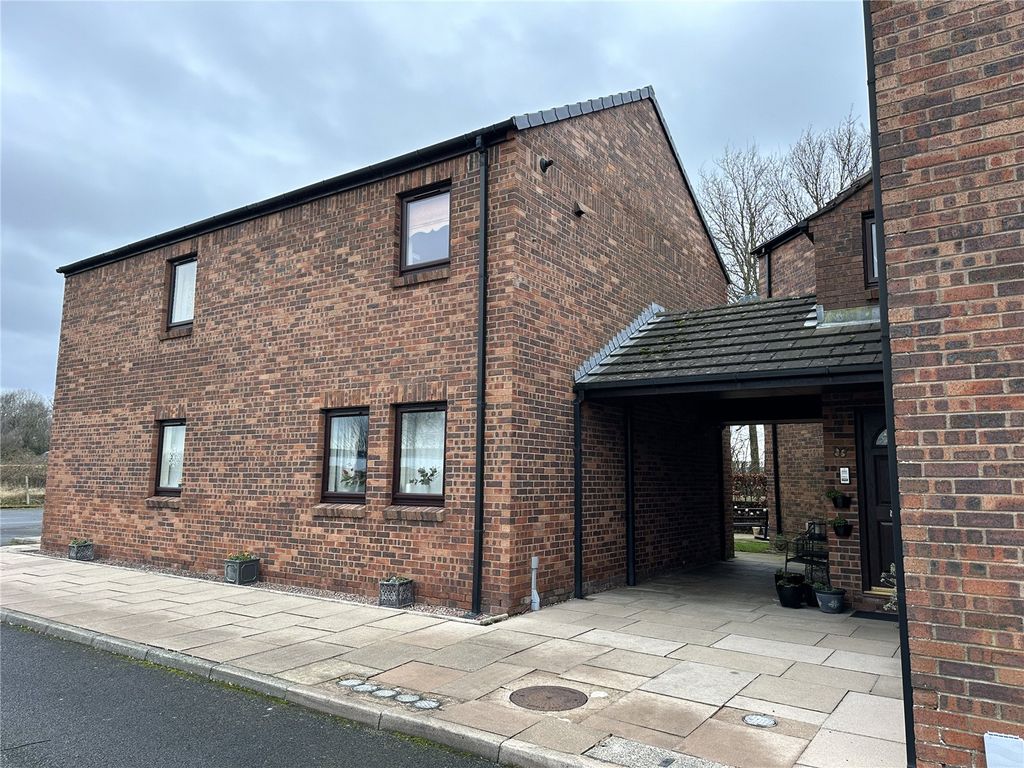 2 bed flat for saleWheelbarrow Court, Scotby, Carlisle, Cumbria CA4