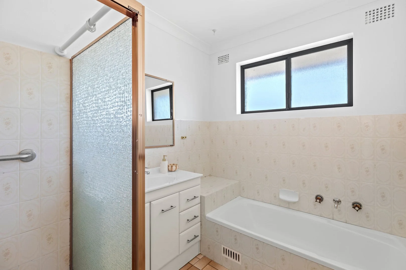 Additional image 5 of 15/216 Willarong Road, Caringbah NSW 2229