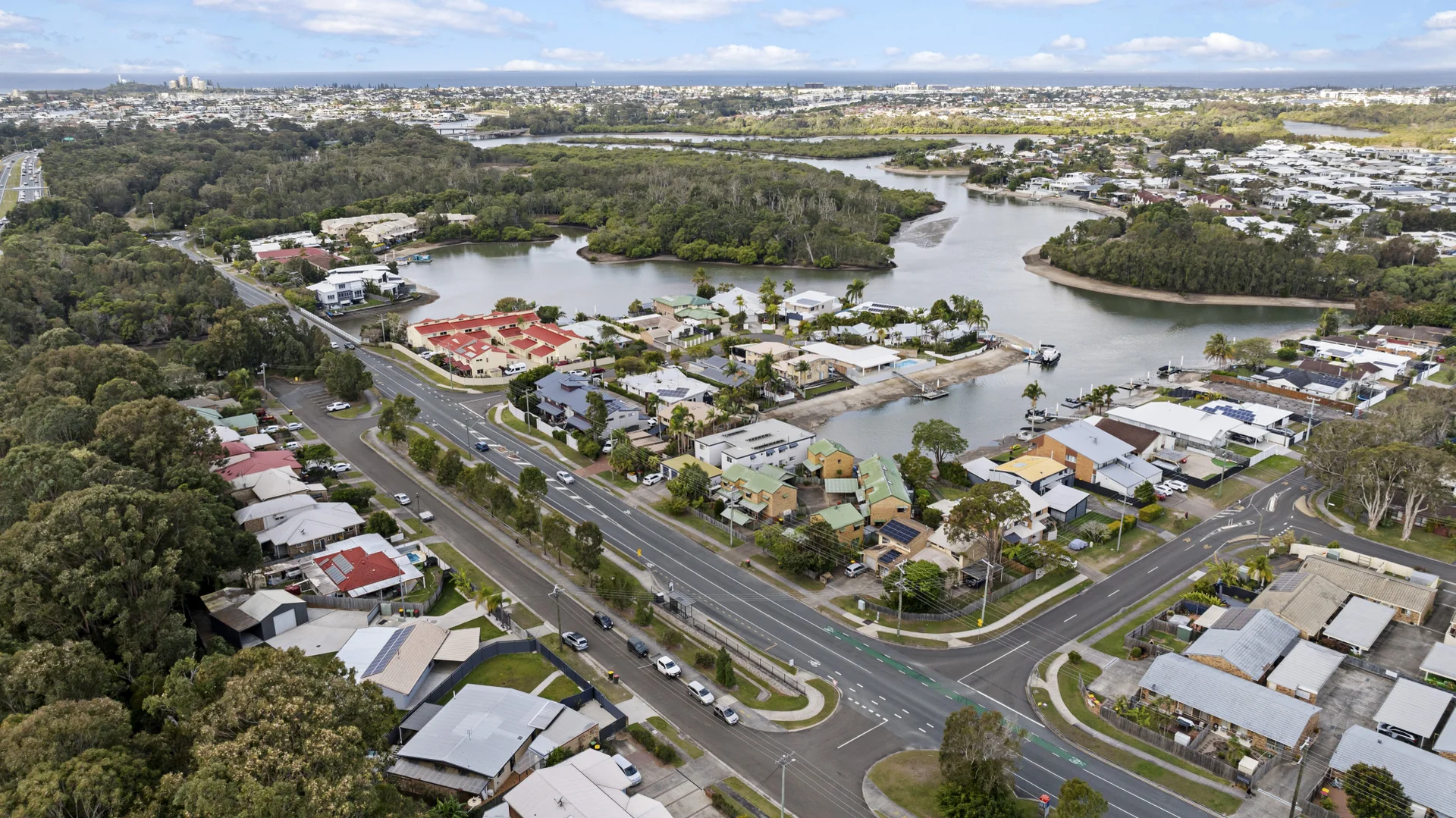 Additional image 6 of 2/100 Bundilla Boulevard, Mountain Creek QLD 4557