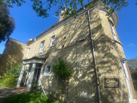 |Ref: L820888|, Millbrook Road West, Southampton SO15