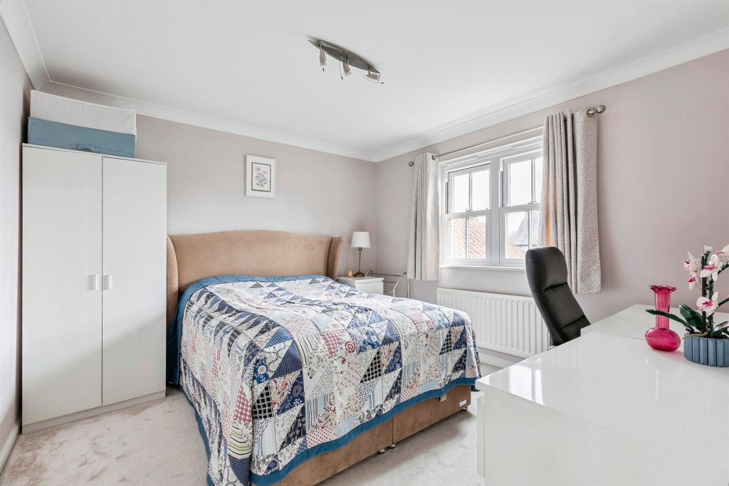Additional image 10 of 6 bed detached house for saleApley Way, Lower Cambourne, Cambridge CB23