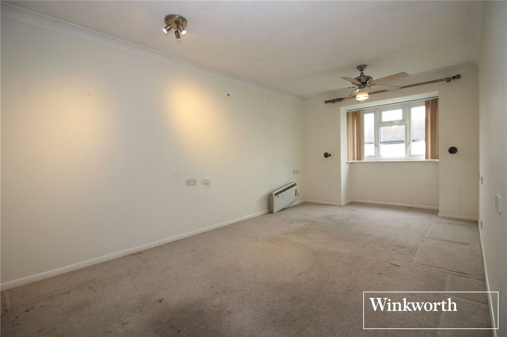 Additional image 2 of 1 bed flat for saleFurzehill Road, Borehamwood, Hertfordshire WD6