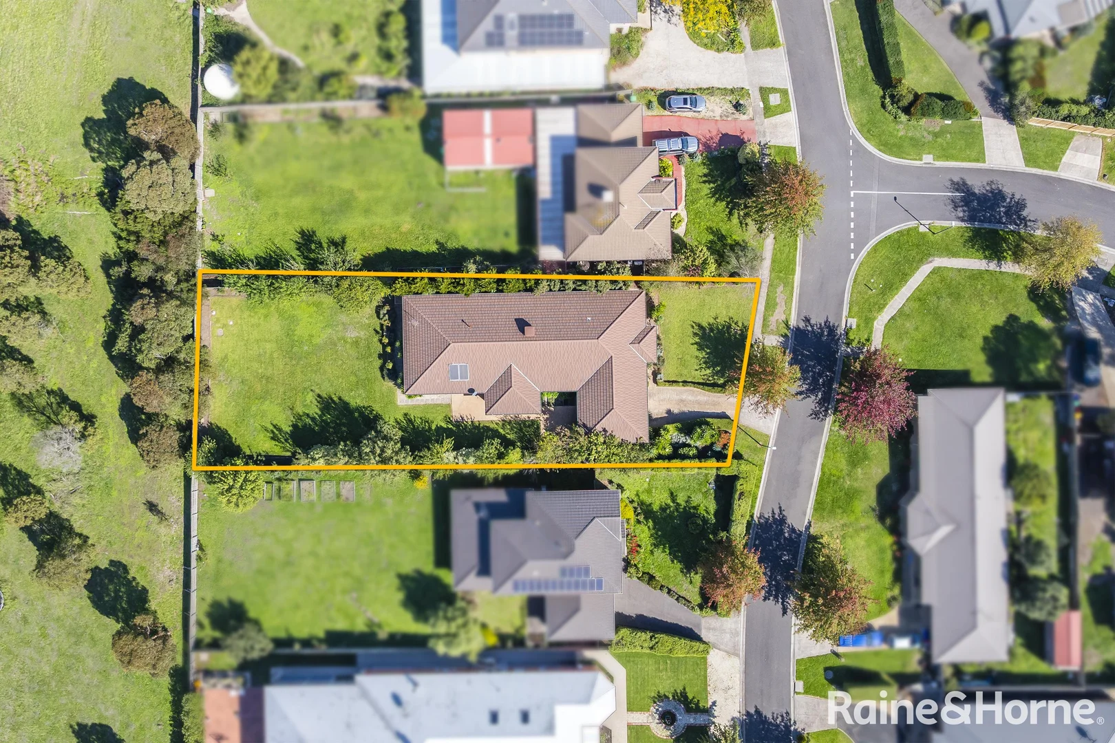 Additional image 24 of 12 Cassandra Close, Gisborne VIC 3437