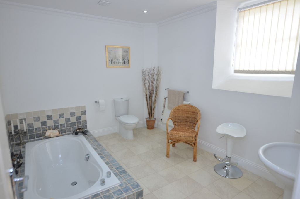 Additional image 17 of 5 bed terraced house for sale32 Tremayne House Park Drive, Bodmin PL31