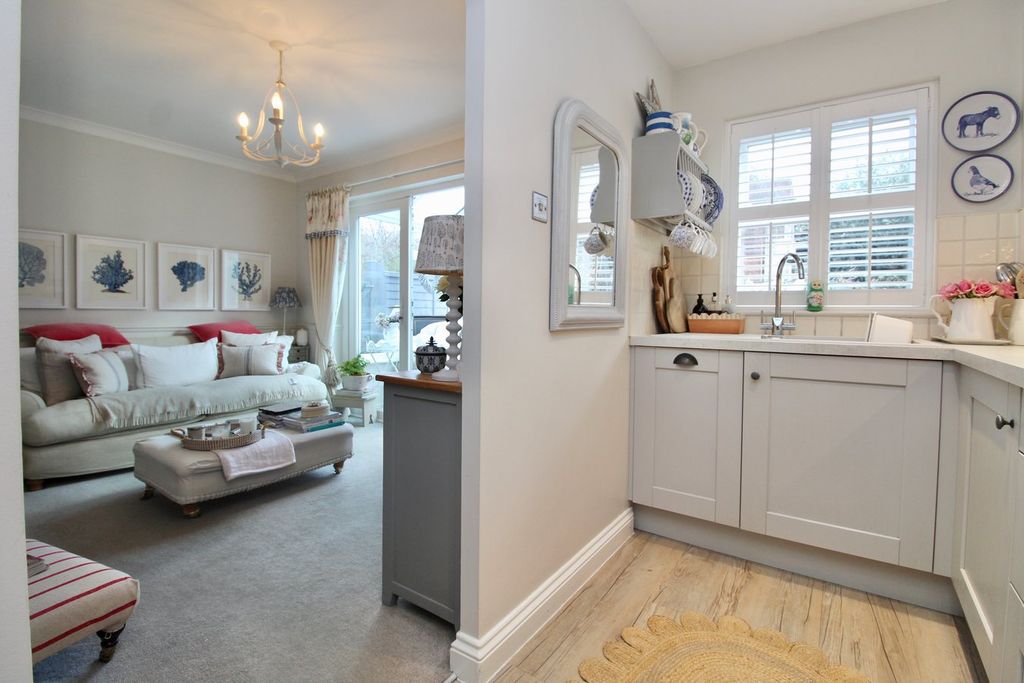 Additional image 9 of 1 bed property for saleSpartina Drive, Lymington SO41