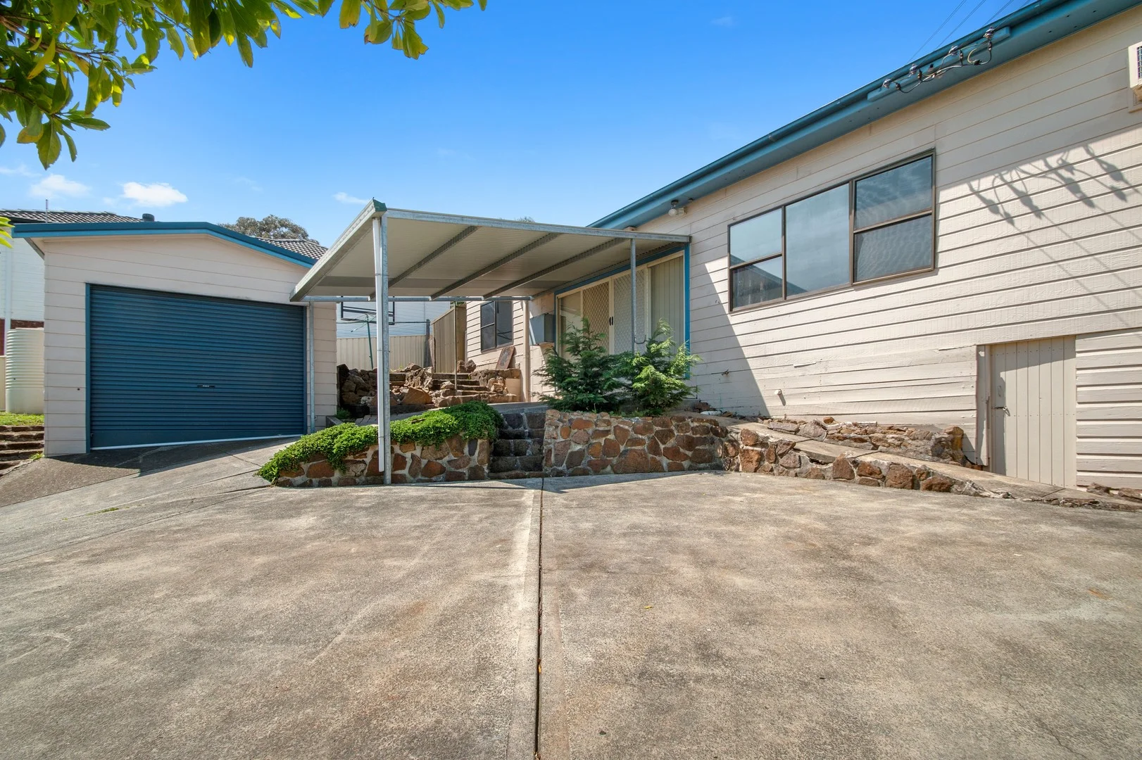 55 Buena Vista Avenue, Lake Heights NSW 2502