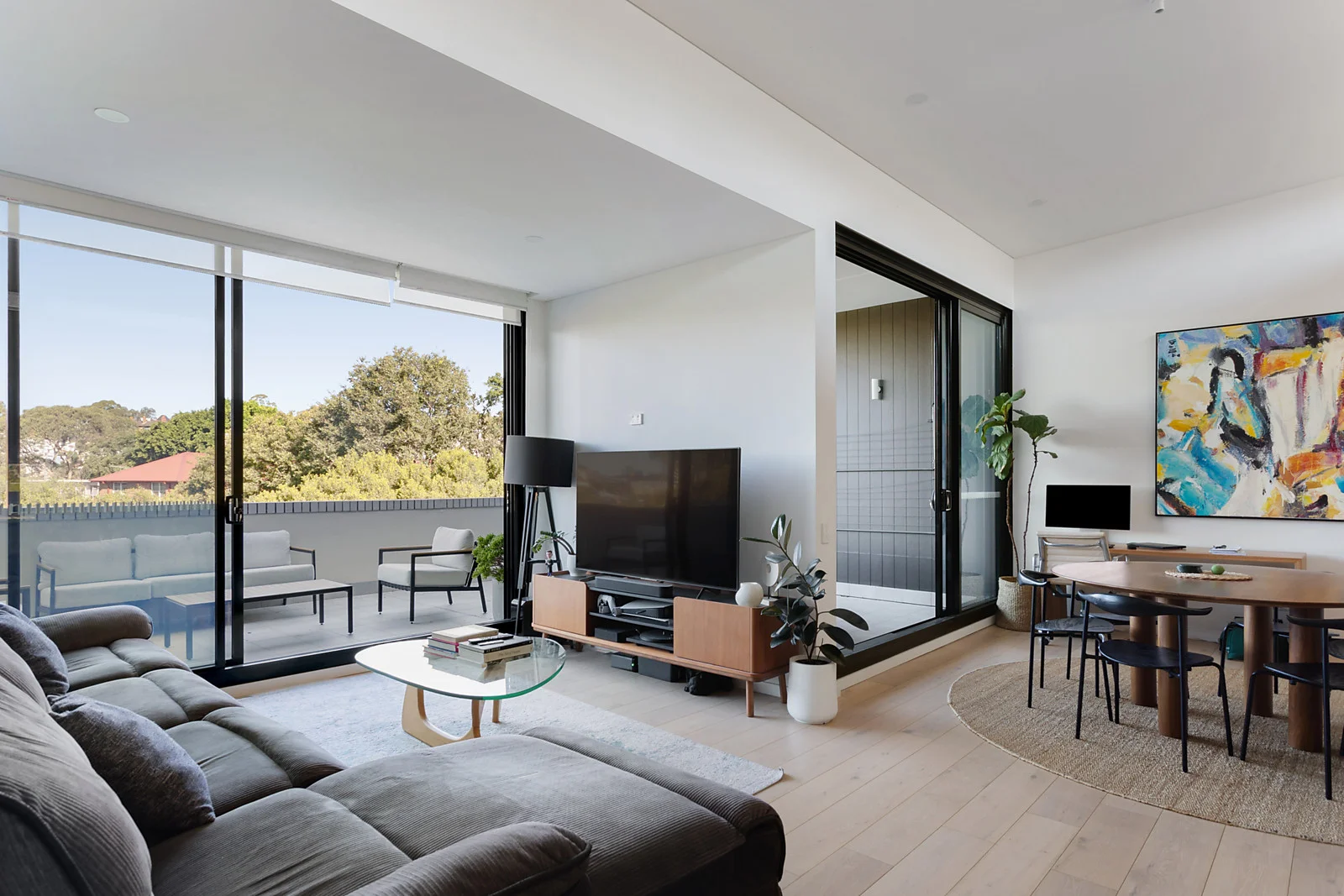 Additional image 2 of 401/18 Neild Avenue, Darlinghurst NSW 2010