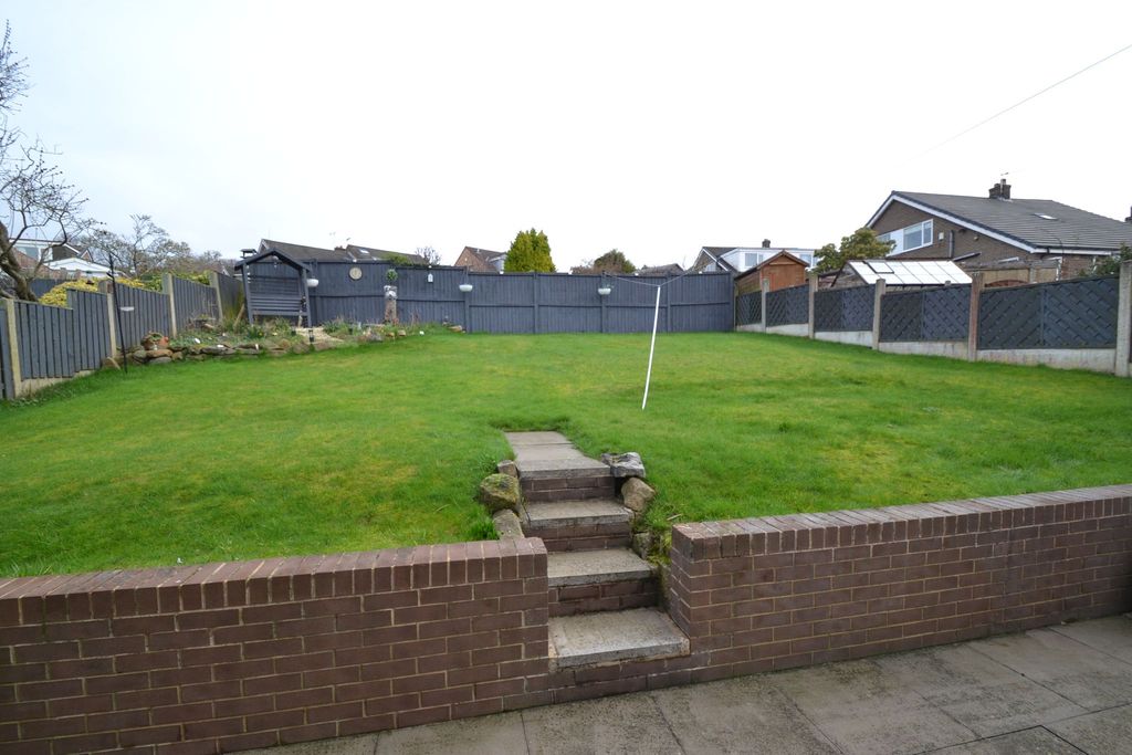 Additional image 18 of 3 bed chalet for saleBrackendale Avenue, Bradford BD10