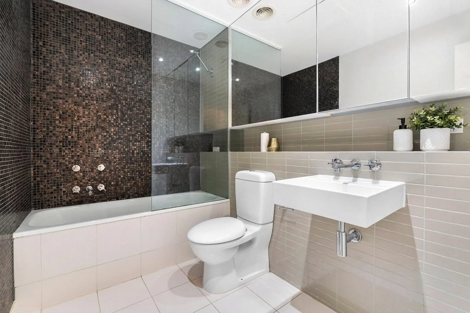 Additional image 6 of 719/55 Queens Road, Melbourne VIC 3004