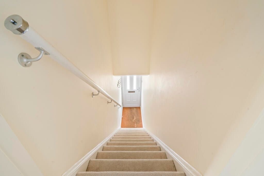 Additional image 14 of 2 bed flat for saleRay Drive, Maidenhead SL6