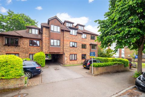 Overton Road, Sutton SM2