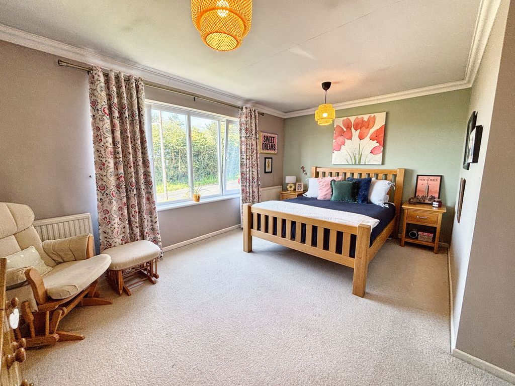 Additional image 15 of 5 bed detached house for saleRogers Lane, Laleston CF32