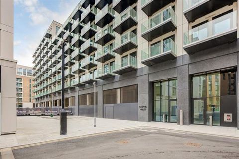 Caravel House, Royal Crest Avenue E16, Studio to rent