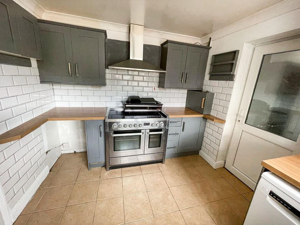 Additional image 4 of 2 bed detached bungalow for saleBracken Rise, Brandon IP27