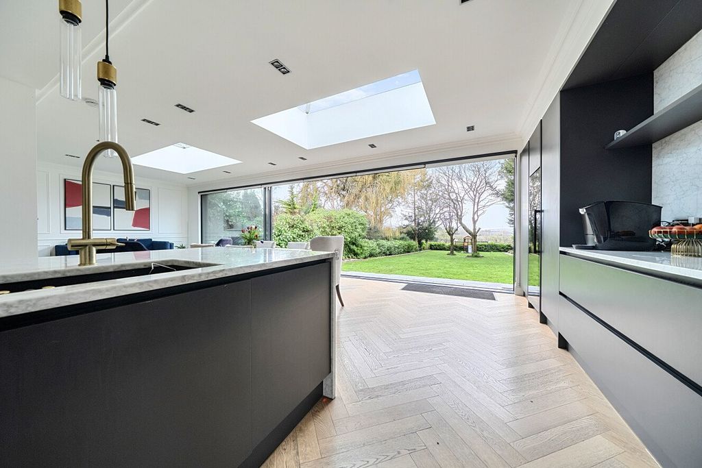 Additional image 8 of 5 bed detached house for saleBromley Common, Bromley BR2