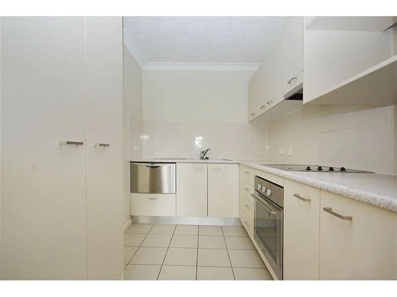 Additional image 4 of 10/76 Old Cleveland Road, Greenslopes QLD 4120