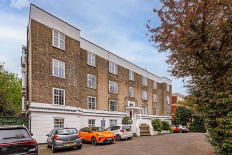 Oakfield Court, London SW4