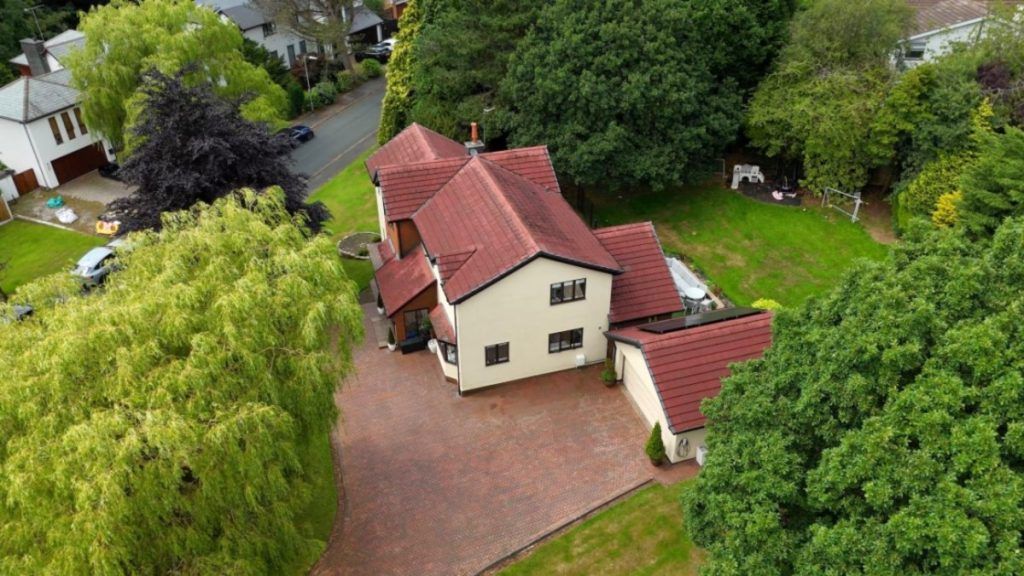 Additional image 50 of 4 bed detached house for sale10 Ravenswood Drive, Heaton, Bolton BL1