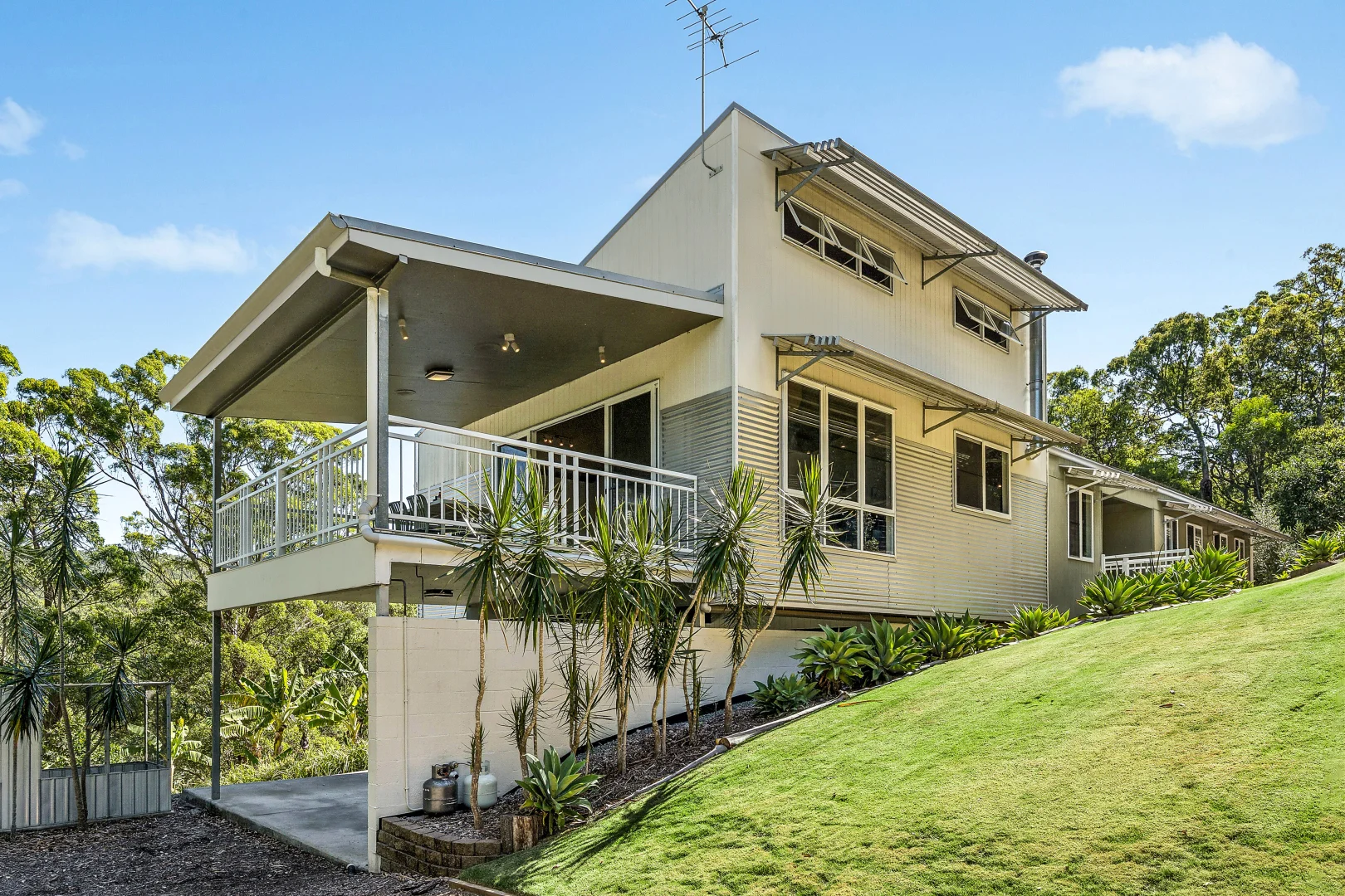 Additional image 3 of 947 Upper Brookfield Road, Upper Brookfield QLD 4069