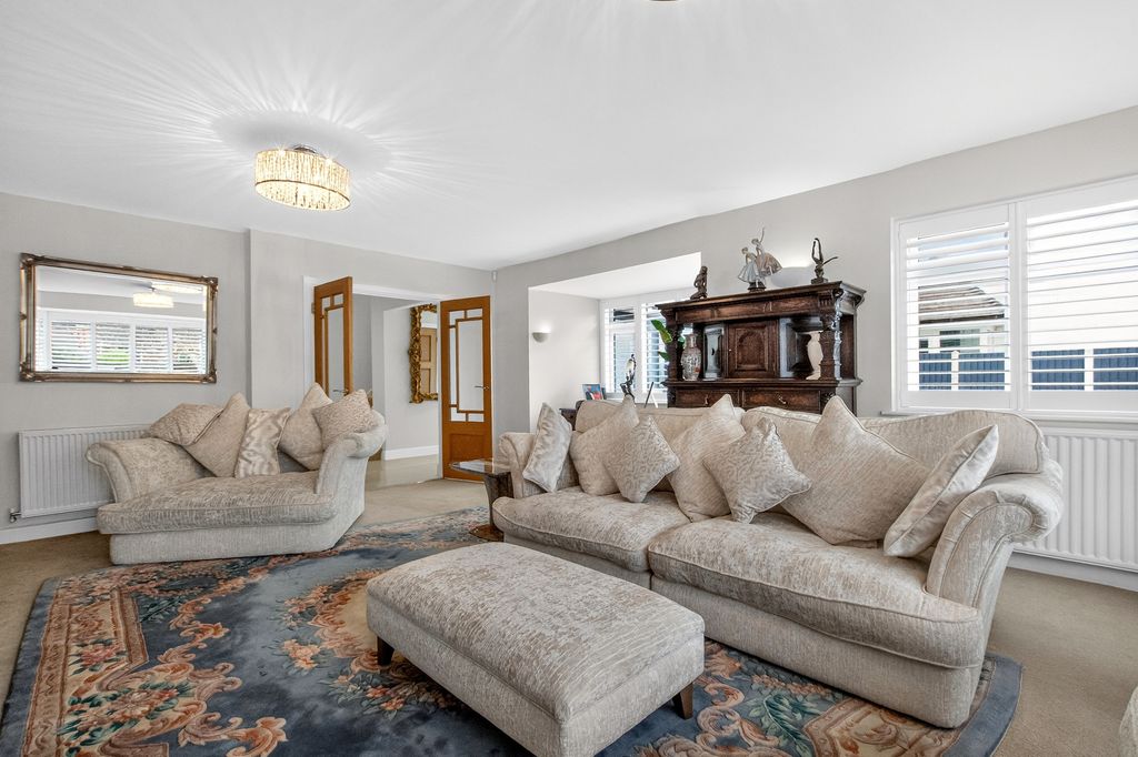Additional image 7 of 4 bed detached house for salePenrith Road, Bournemouth BH5