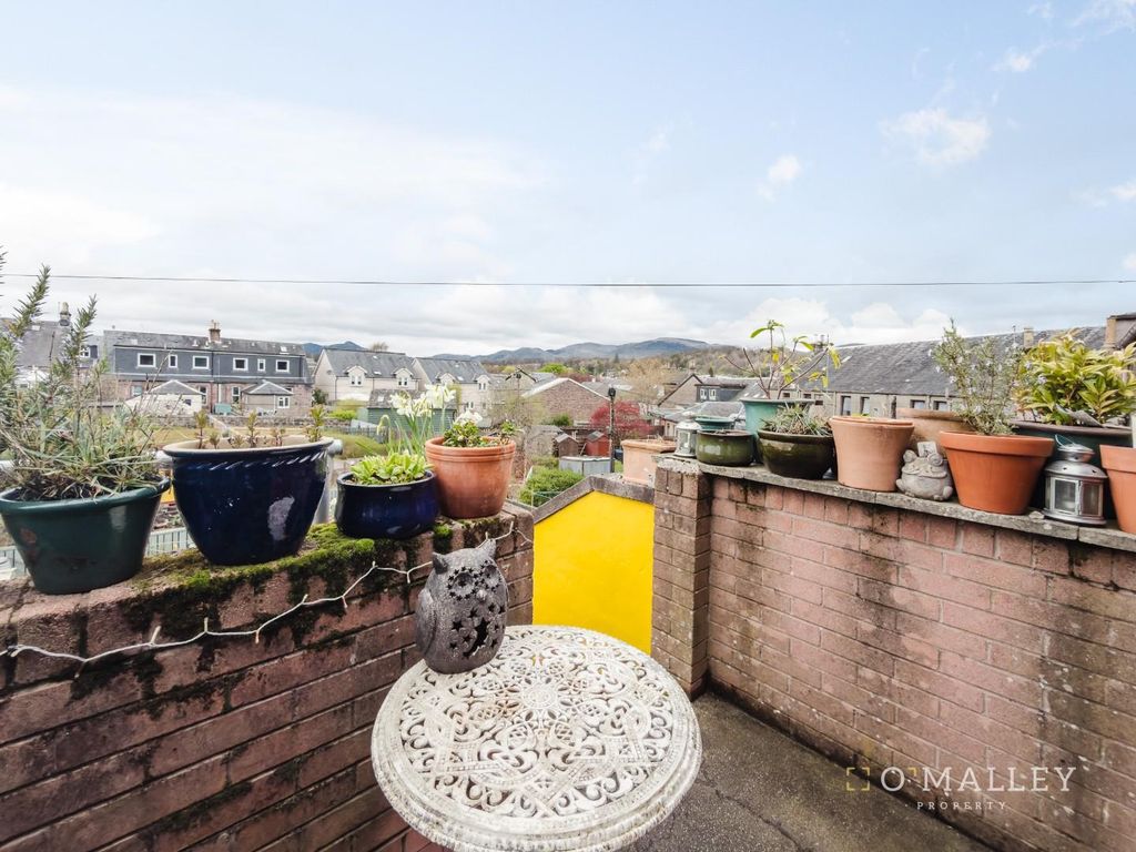 Additional image 2 of 3 bed flat for saleOchil Street, Alloa FK10