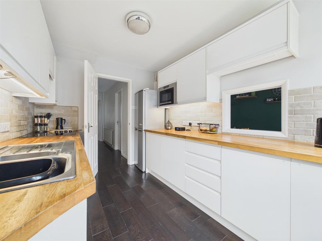 Additional image 3 of 2 bed semi-detached house for saleWestmead Close, Braunton EX33