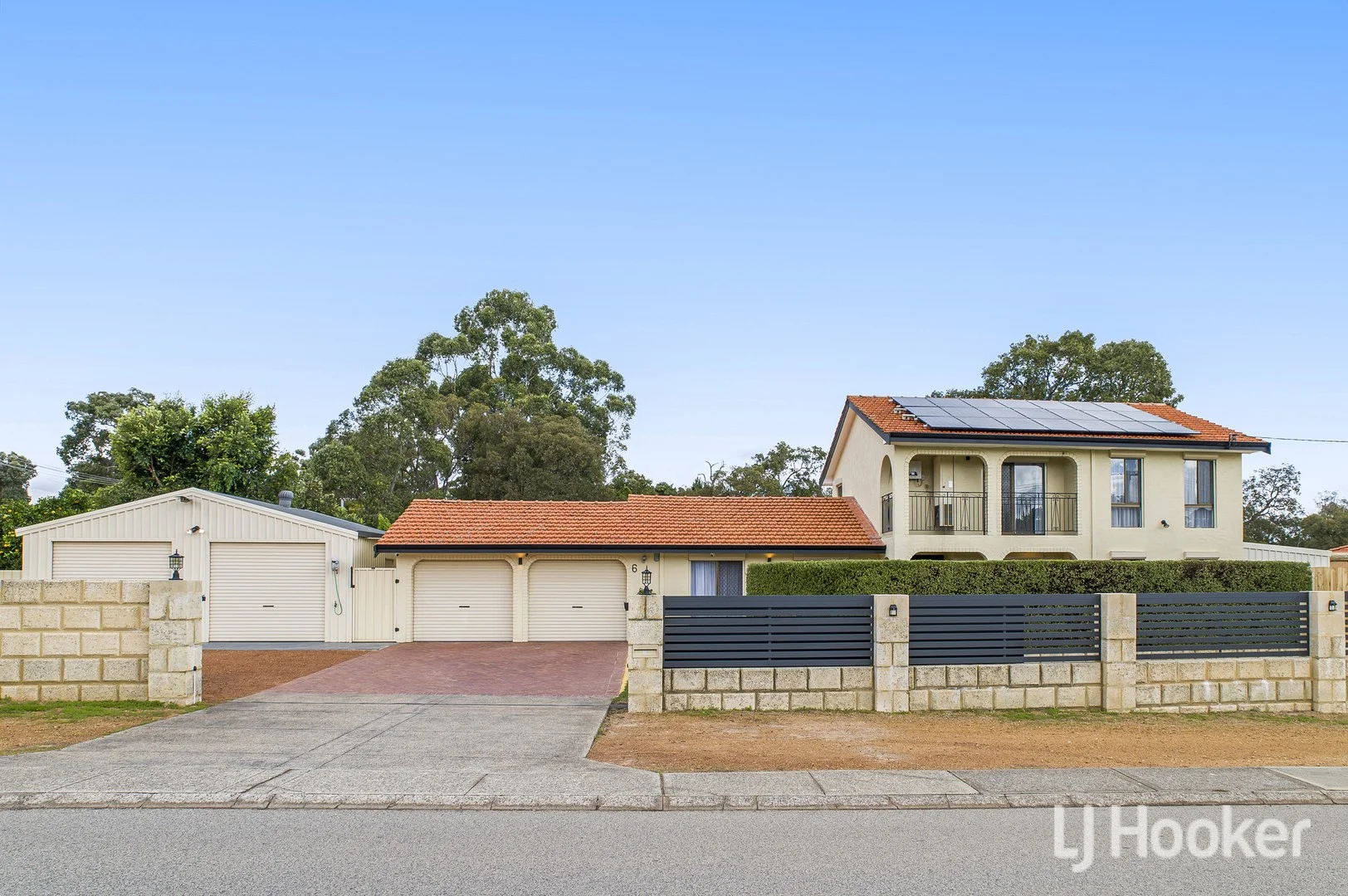 6 Morrell Way, Lesmurdie WA 6076