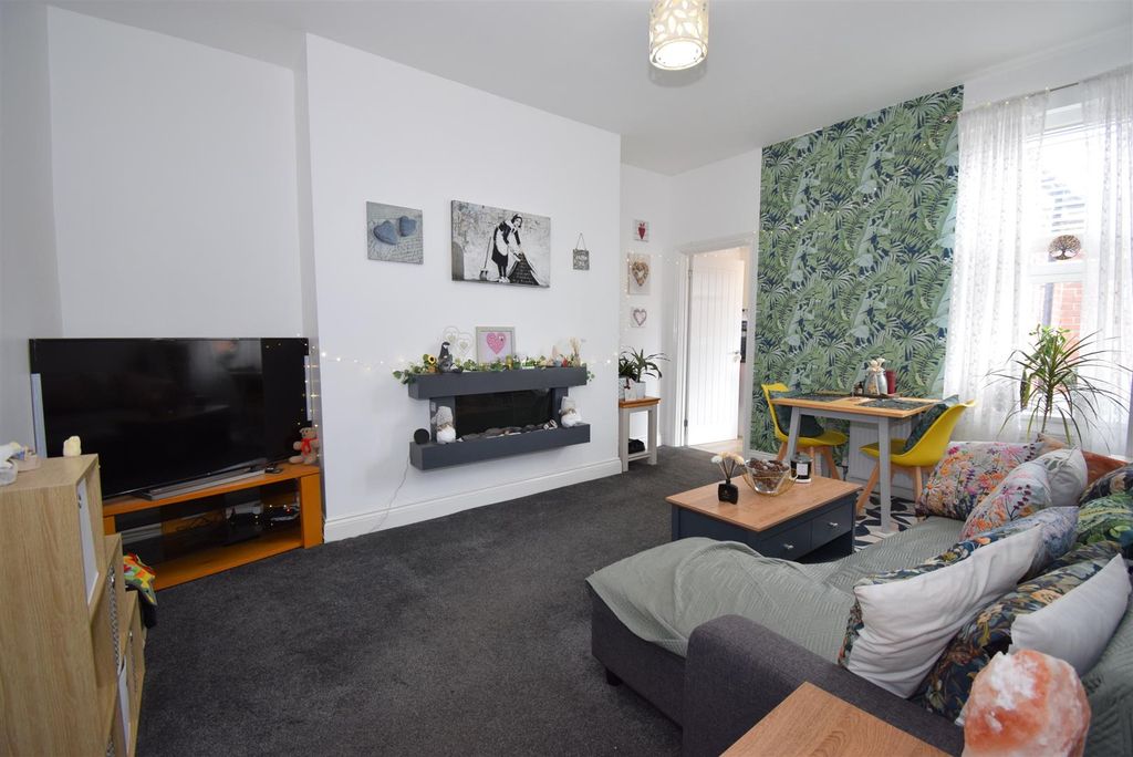 3 bed flat for saleVine Street, South Shields NE33