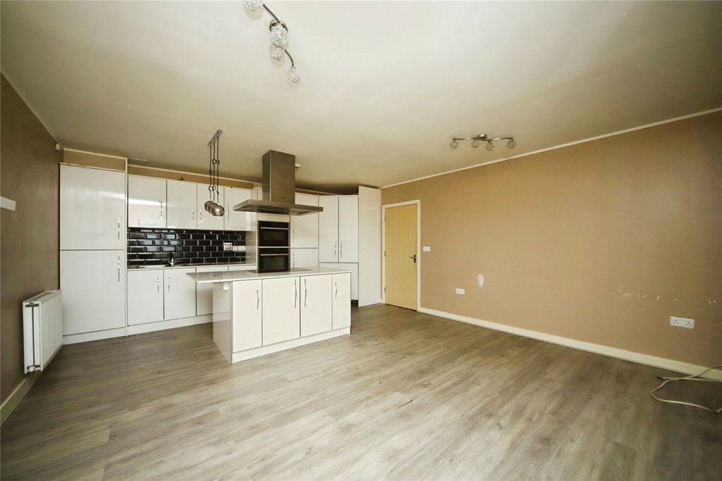 Additional image 2 of 2 bed flat for saleManley Gardens, Bridgwater, Somerset TA6