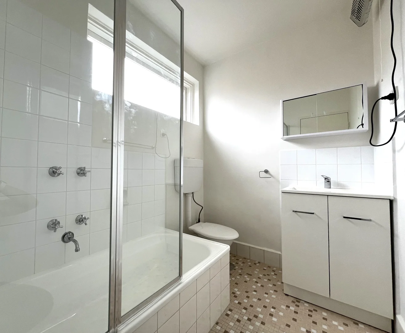 Additional image 6 of 1/8 Shirley Grove, St Kilda East VIC 3183