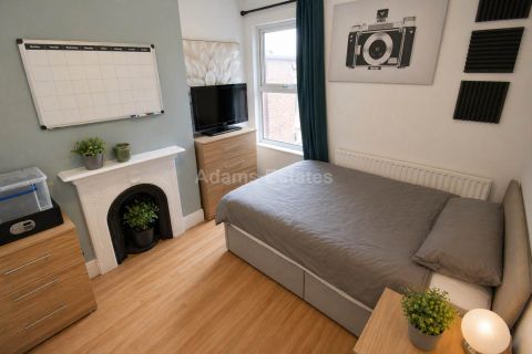 Radstock Road, Reading RG1, Room to rent